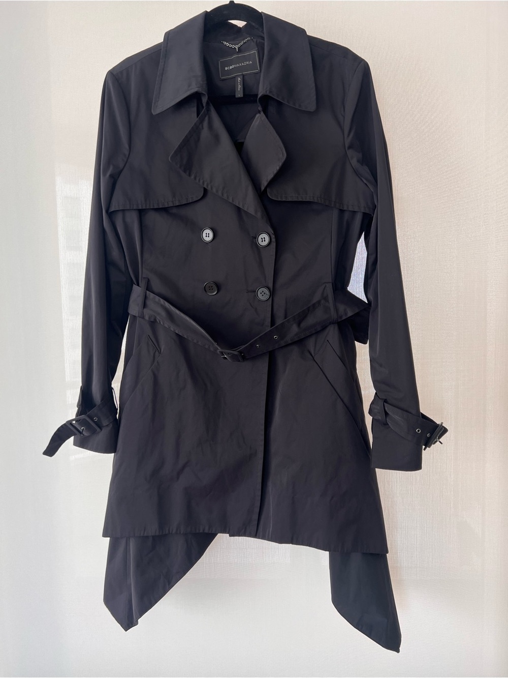 BCBGMAXAZRIA Ophelia, double-breasted, Black ruffled Trench Coat